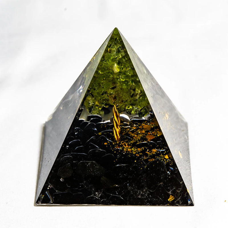 Natural Crystal Energy Pyramid – Peridot & Amethyst Reiki Healing Chakra Decor