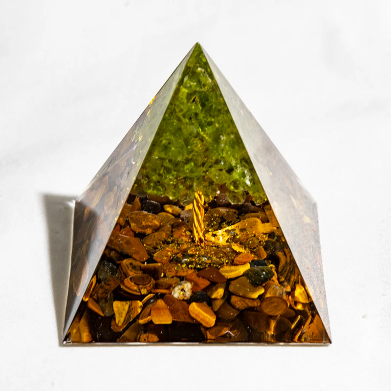 Natural Crystal Energy Pyramid – Peridot & Amethyst Reiki Healing Chakra Decor