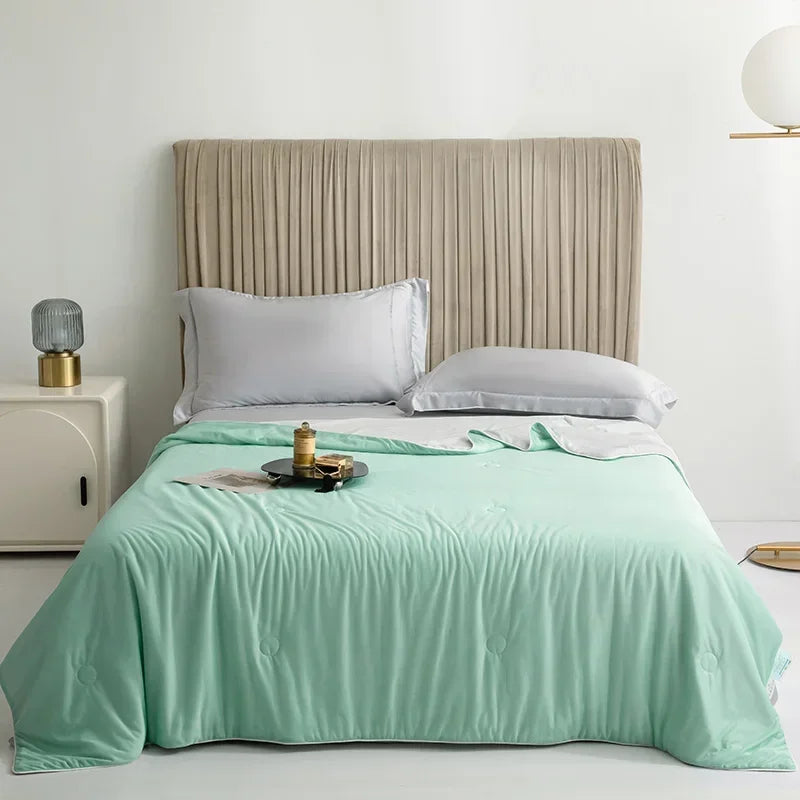 Air Condition Comforter – Ice Silk Cooling Blanket for Summer, Lightweight & Smooth, Twin/King Sizes