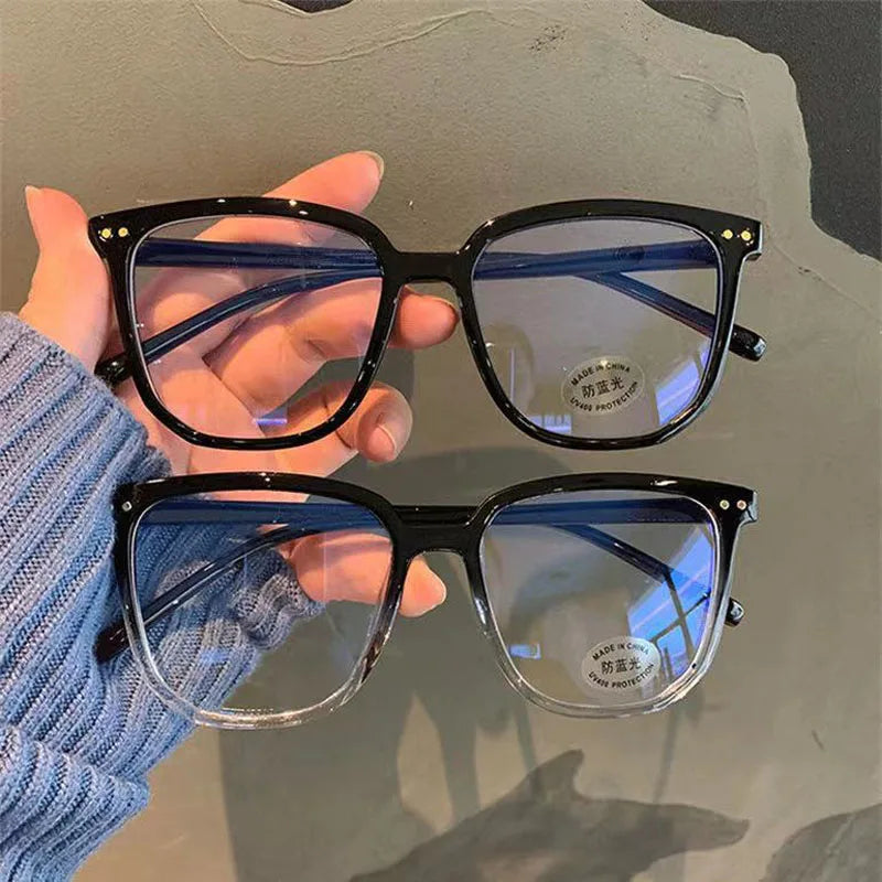 Anti-Blue Light Glasses – Transparent Eyewear for Men & Women, Blocks Blue Ray for Eye Protection