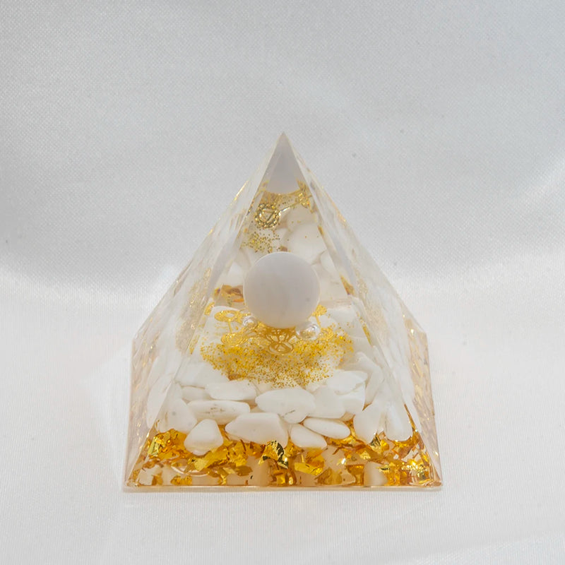 Natural Crystal Energy Pyramid – Peridot & Amethyst Reiki Healing Chakra Decor